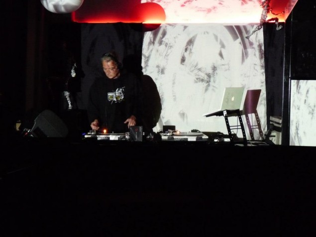 DJ Jazzie C en mix live !