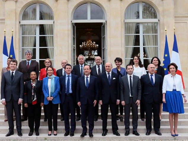 La photo de famille du nouveau gouvernement Valls