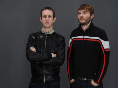 Bot’Ox, la fiève électro, Sans Dormir, en effet, c’est le titre donné à cet album par ce duo français Bot’Ox composé de Julien Briffaz et Cosmo Vitelli. Deux artistes de musique électronique