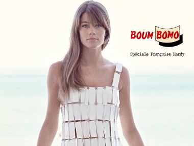 Françoise Hardy dans une robe Paco Rabanne