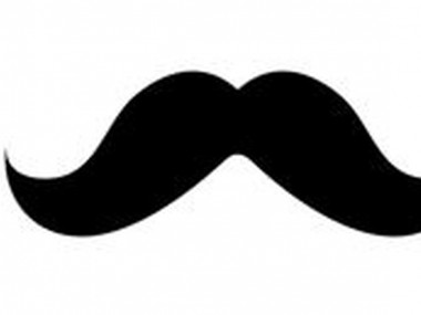 En novembre, les hommes sont invités à se laisser pousser la moustache dans le cadre de Movember. 